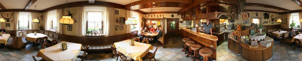 ホテル Gasthof Ruescher Donnersbach エクステリア 写真