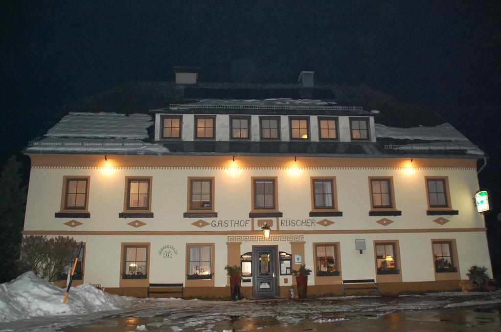 ホテル Gasthof Ruescher Donnersbach エクステリア 写真