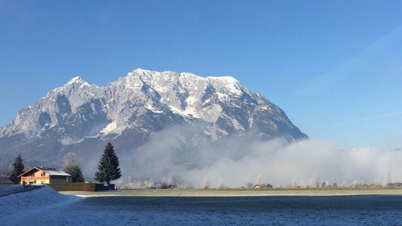 ホテル Gasthof Ruescher Donnersbach エクステリア 写真